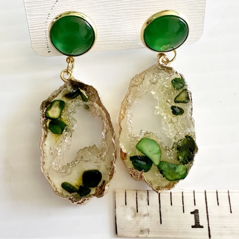 Geode-Style Drop Earrings Green Gold Tone Resin - Picture 5 of 5